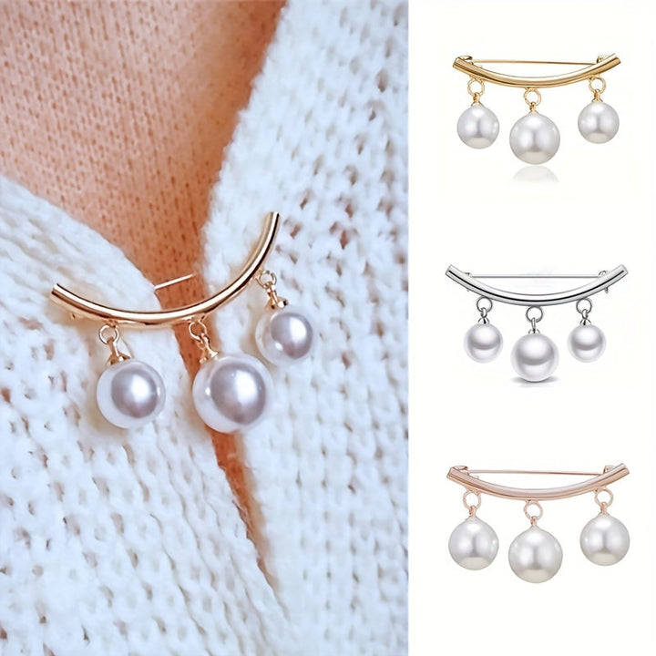 Chic Faux Pearl Brooch