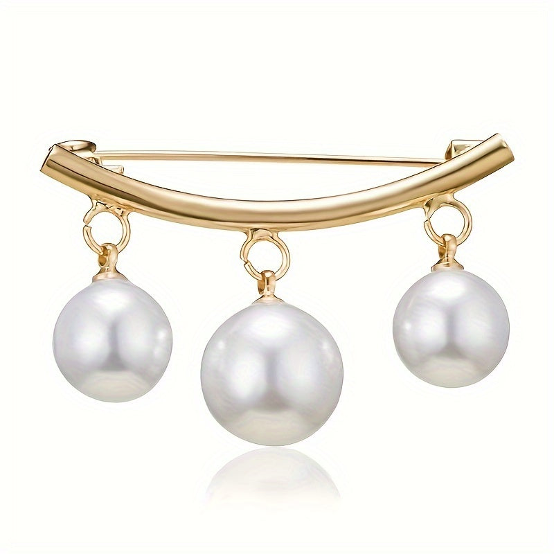 Chic Faux Pearl Brooch