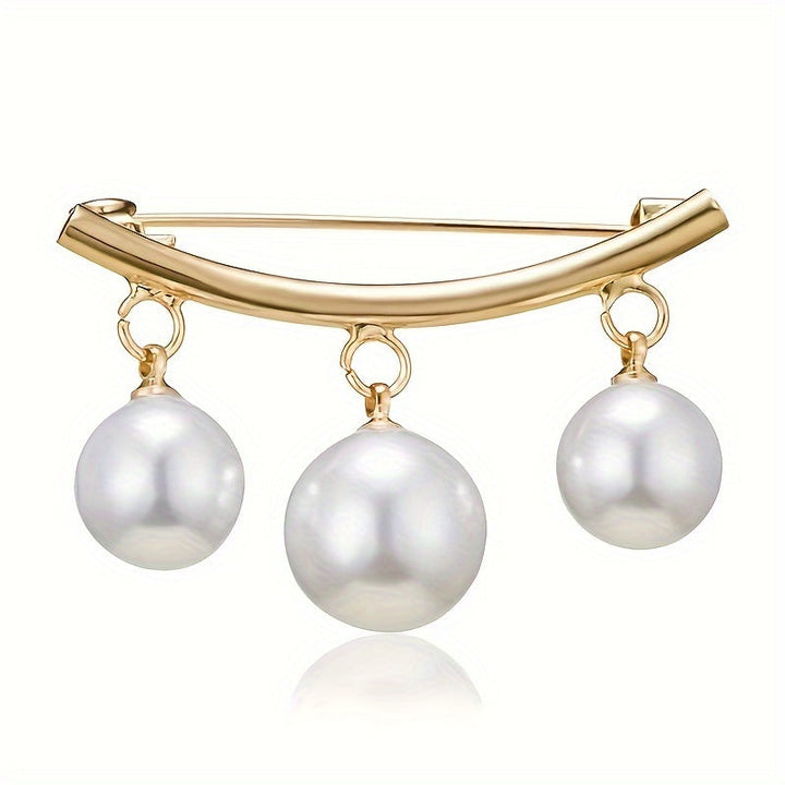 Chic Faux Pearl Brooch