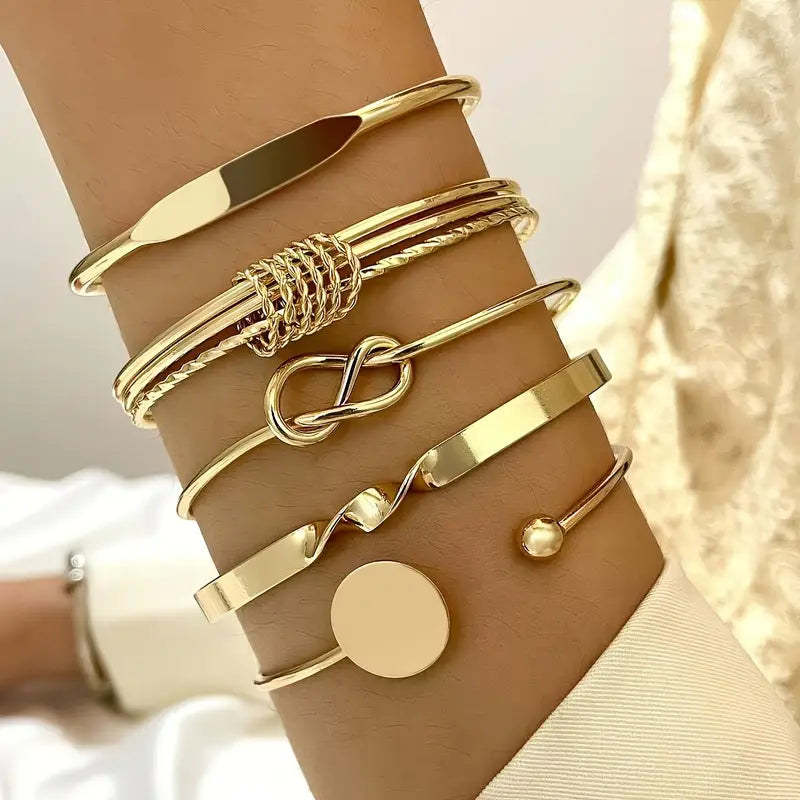 Elegant Knotted Gold Bracelet Set