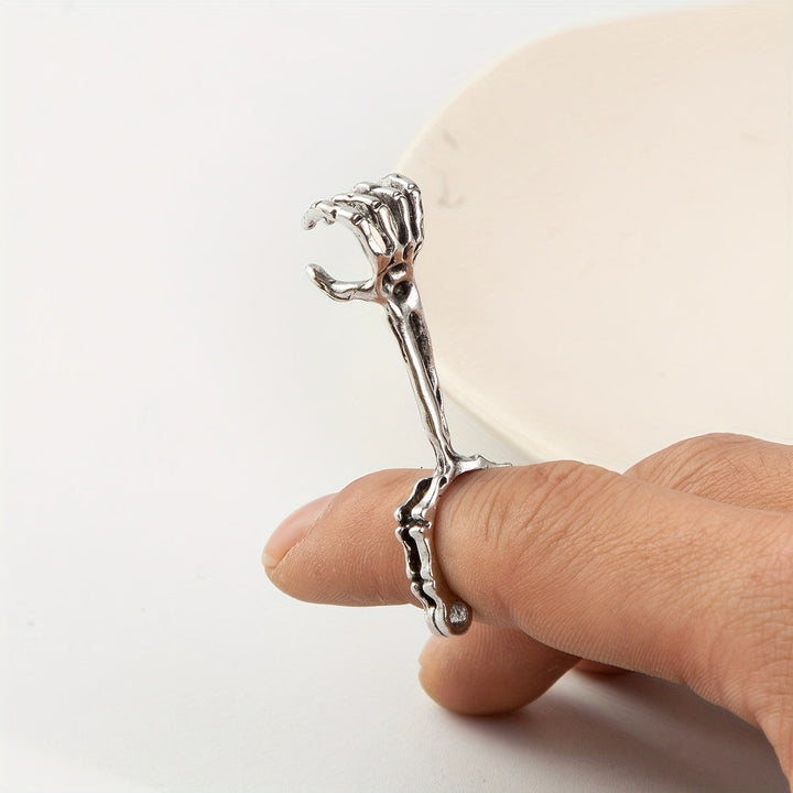 Verstellbarer Ring mit Skelett-Hand-Design