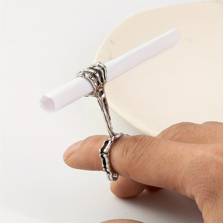 Verstellbarer Ring mit Skelett-Hand-Design