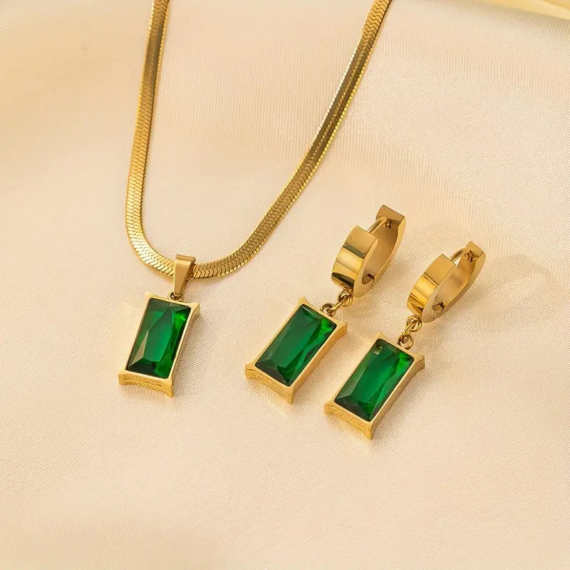 Chic Iselotte Verdain Gold Jewelry Set