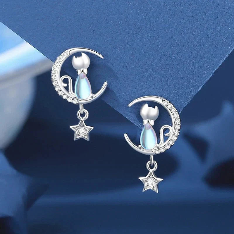 Silvermåne och Stjärna Kattörhängen med Zirkon