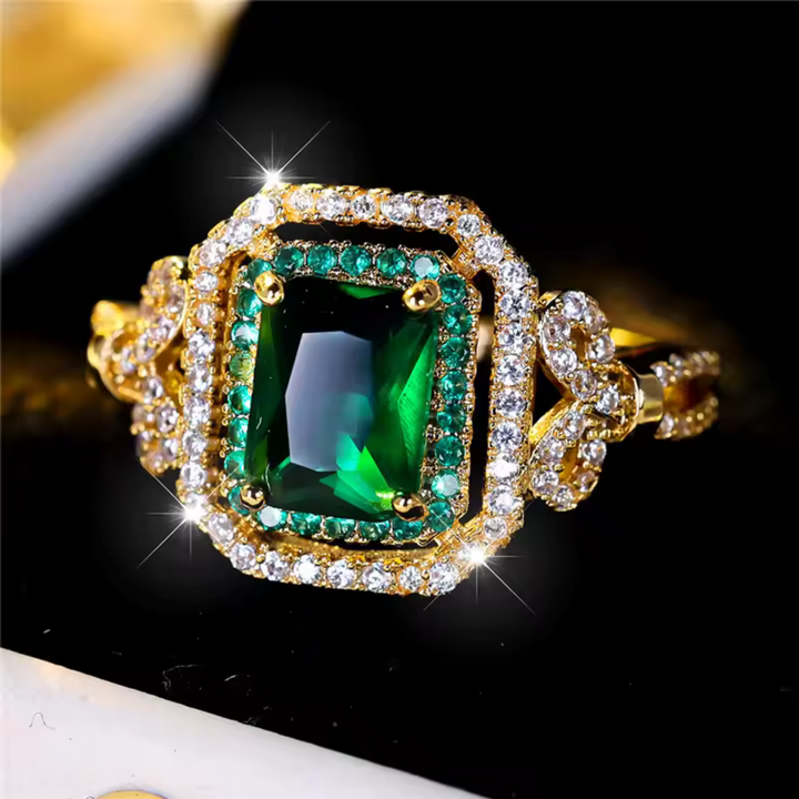 Elegant Gyllene Ring med Smaragdsten