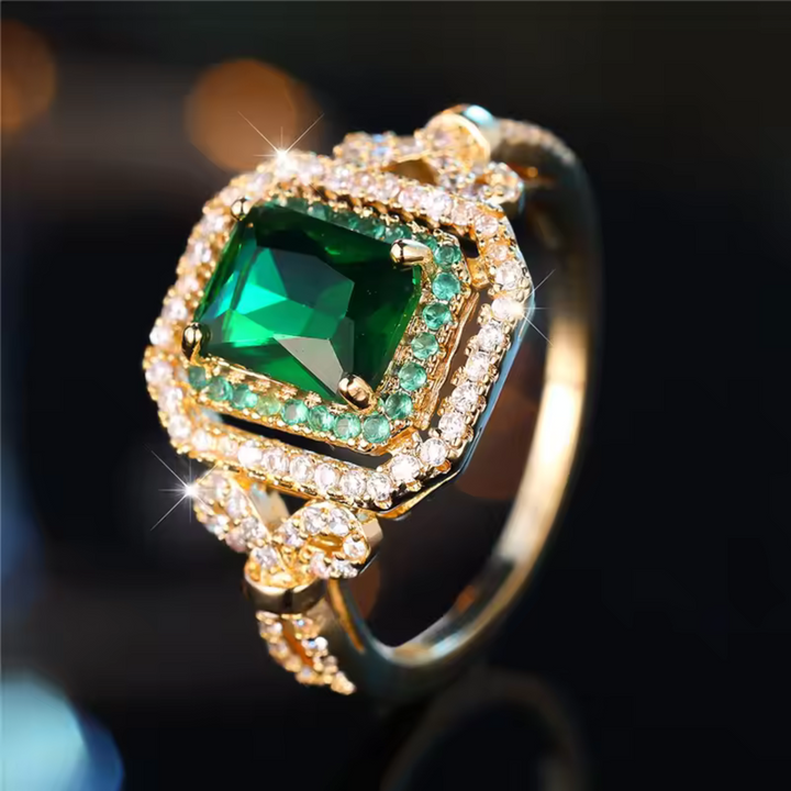 Elegant Gyllene Ring med Smaragdsten