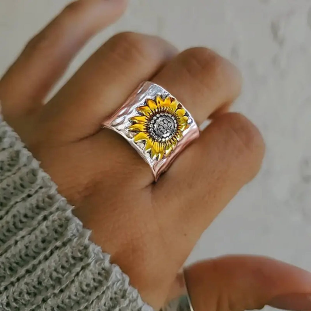Silver Sunflower Ring