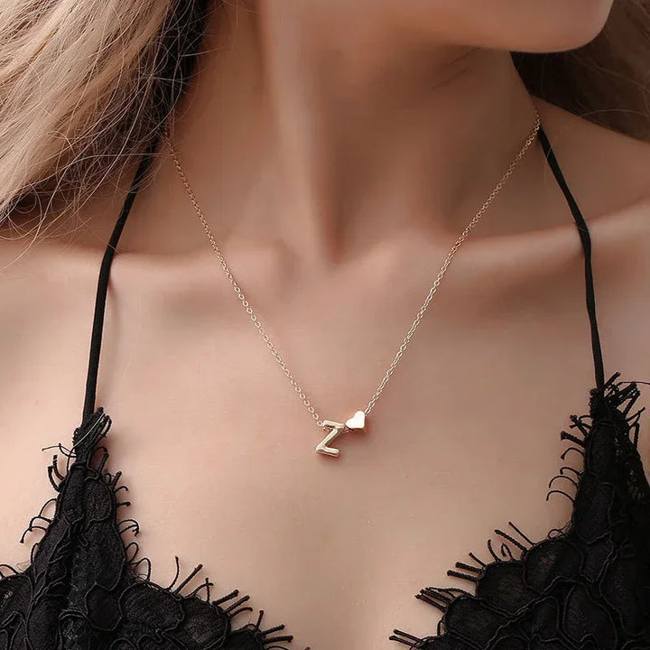 Elegant Guld Hjärta Initials Halsband