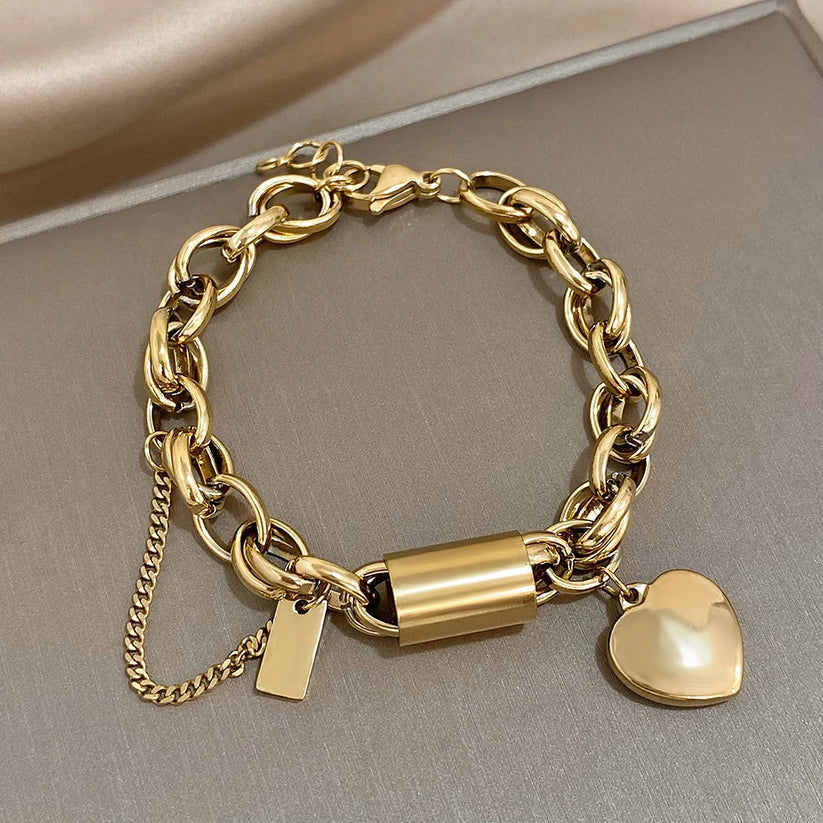 Elegant Chunky Guldarmband i Hjärtformat