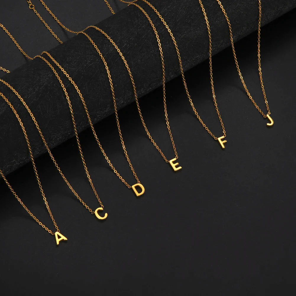 Alfabet Hängsmycke Halsband i Skinn