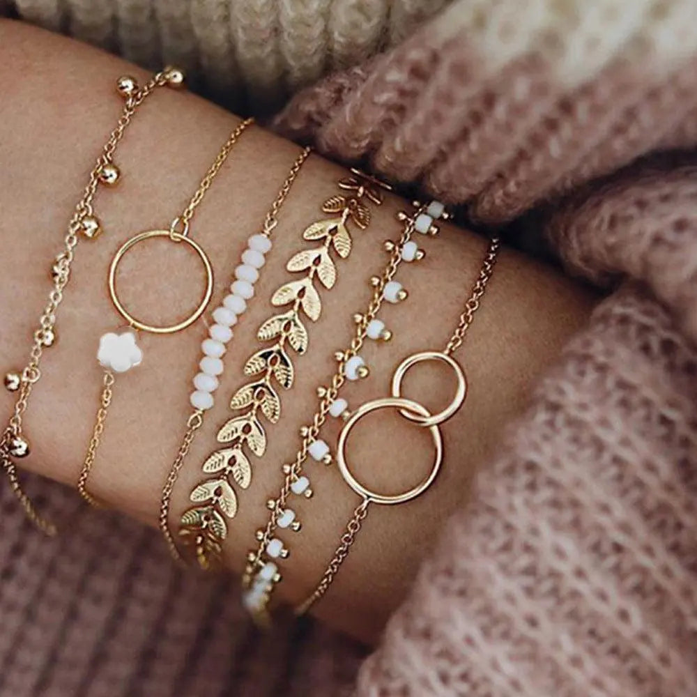 Charmigt Boho Armband Set i Guld