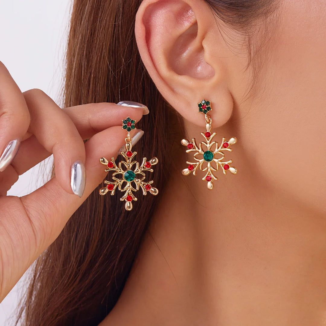 Elegant Crystal Snowflake Stud Earrings