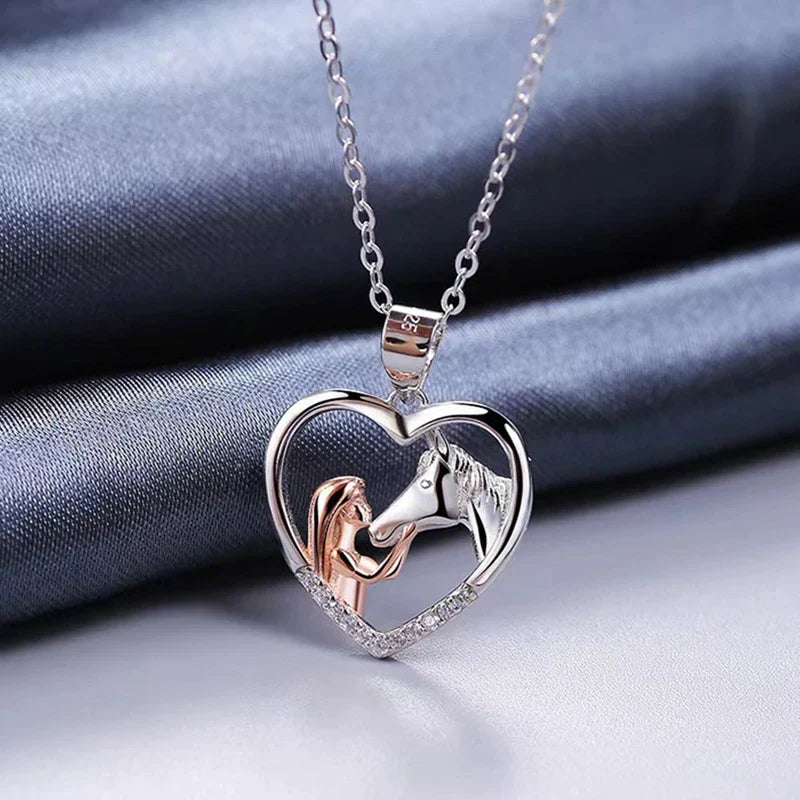 Elegant Hjärta Zircon Halsband med Flicka och Häst