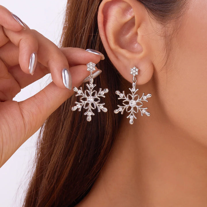 Elegant Crystal Snowflake Stud Earrings