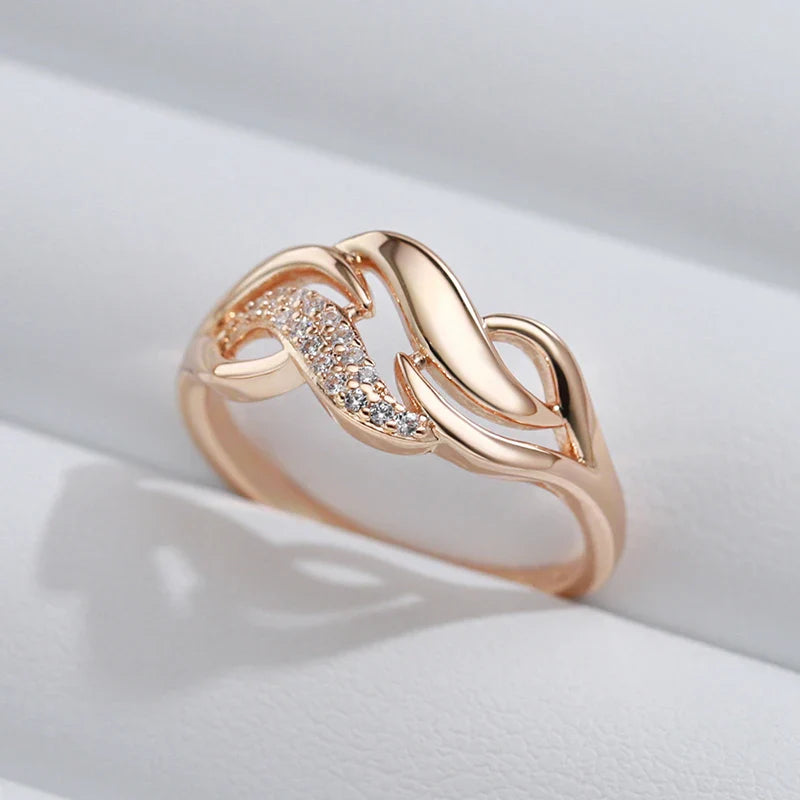 Elegant Roséguld Ring med Geometrisk Zirkon