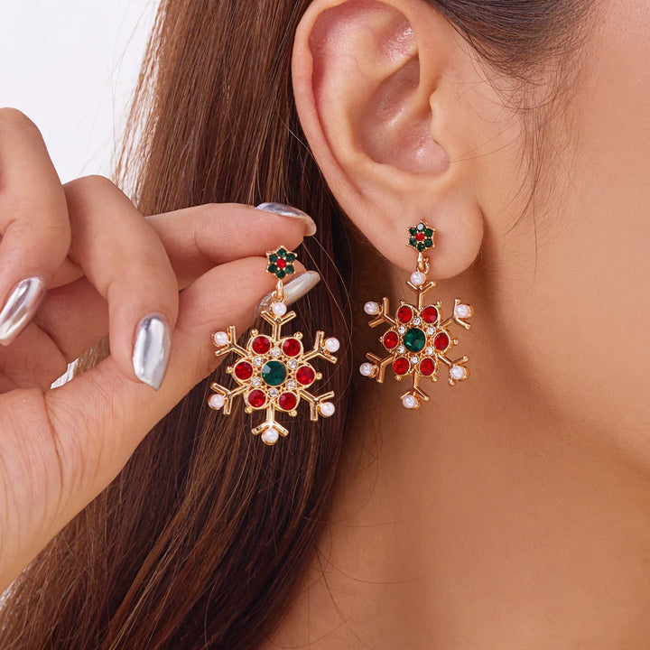 Elegant Crystal Snowflake Stud Earrings