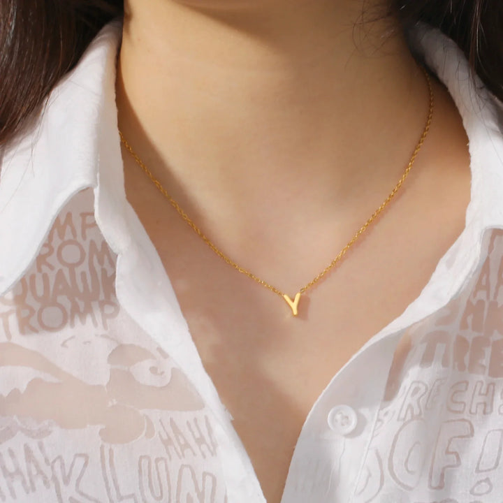 Alfabet Hängsmycke Halsband i Skinn