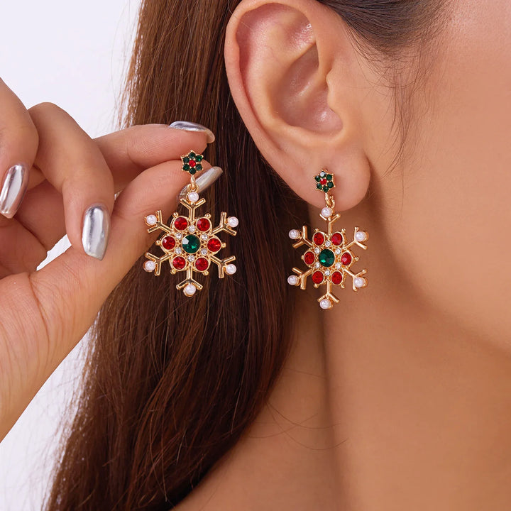Elegant Crystal Snowflake Stud Earrings