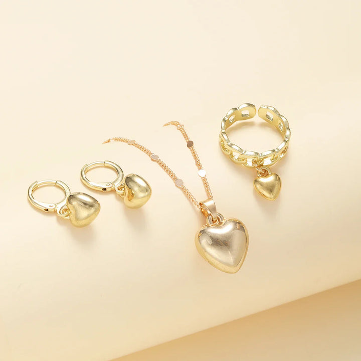 Retro Heart Pendant Jewelry Set