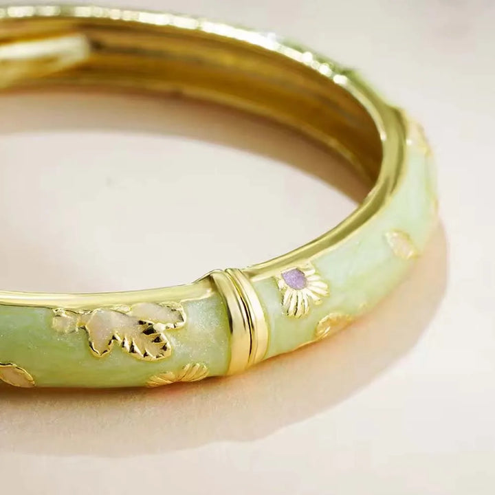 Retro Floral Cloisonné Open Bangle
