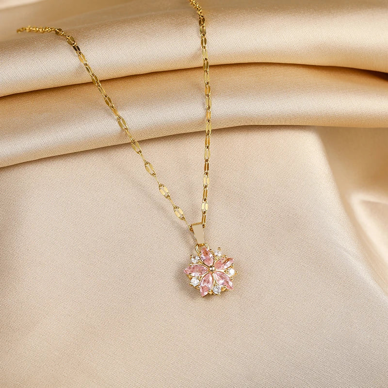 Romantiskt Rosa Sakura Halsband i Rostfritt Stål