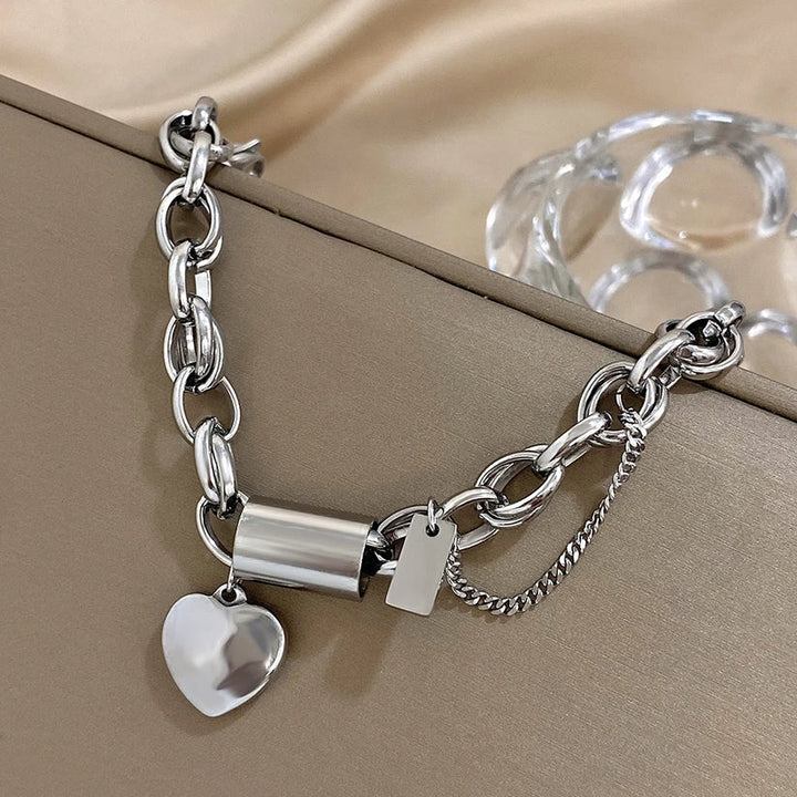 Elegant Chunky Guldarmband i Hjärtformat