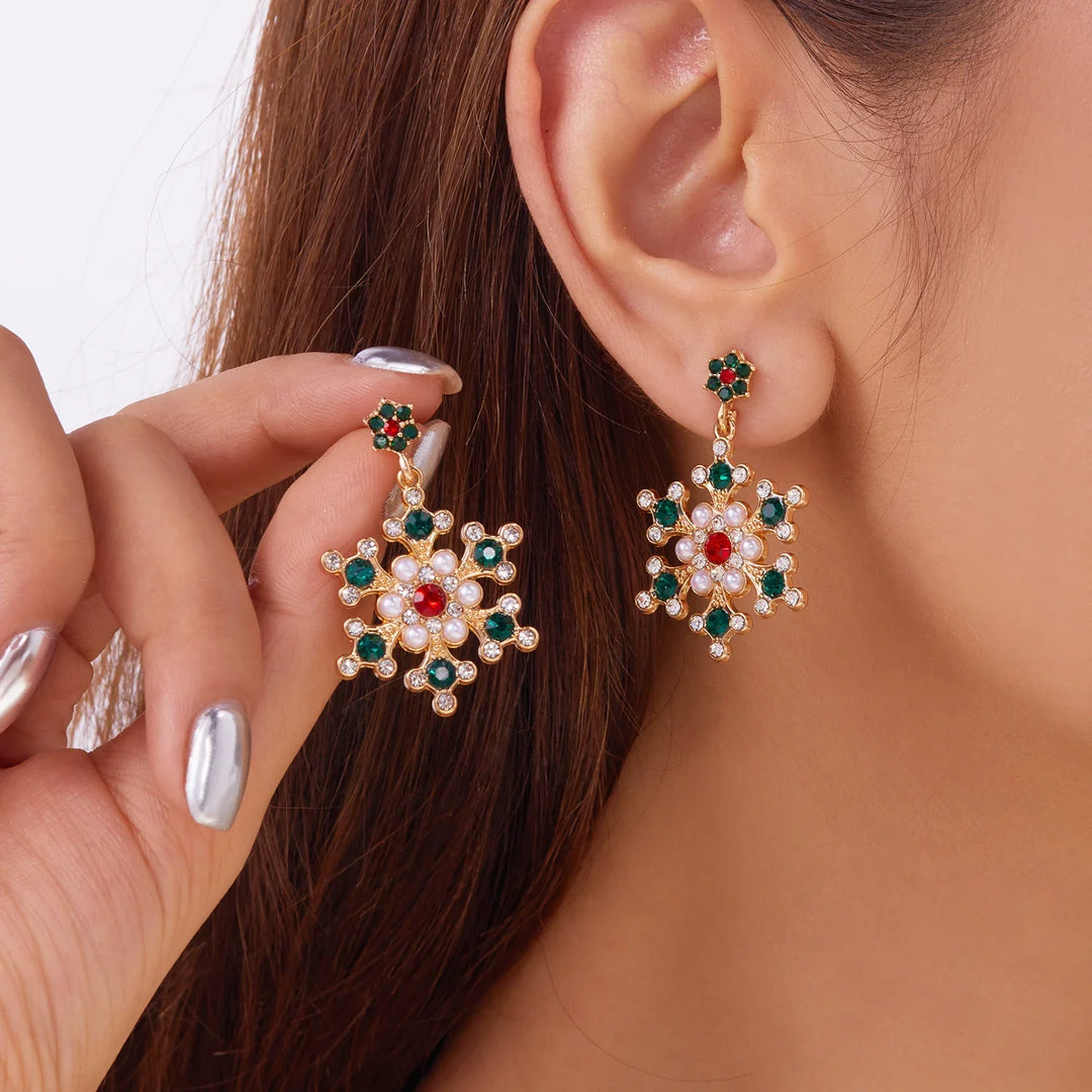 Elegant Crystal Snowflake Stud Earrings