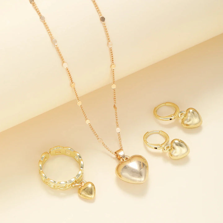Retro Heart Pendant Jewelry Set