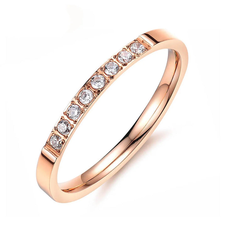 Tidlös Ring med Inlagd CZ i Roséguld