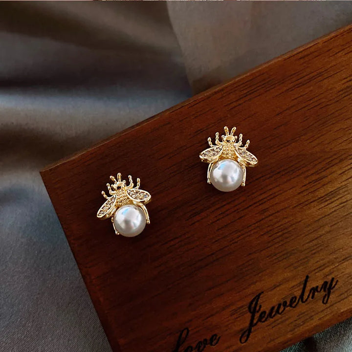 Stylish Sterling Silver Bee Stud Earrings