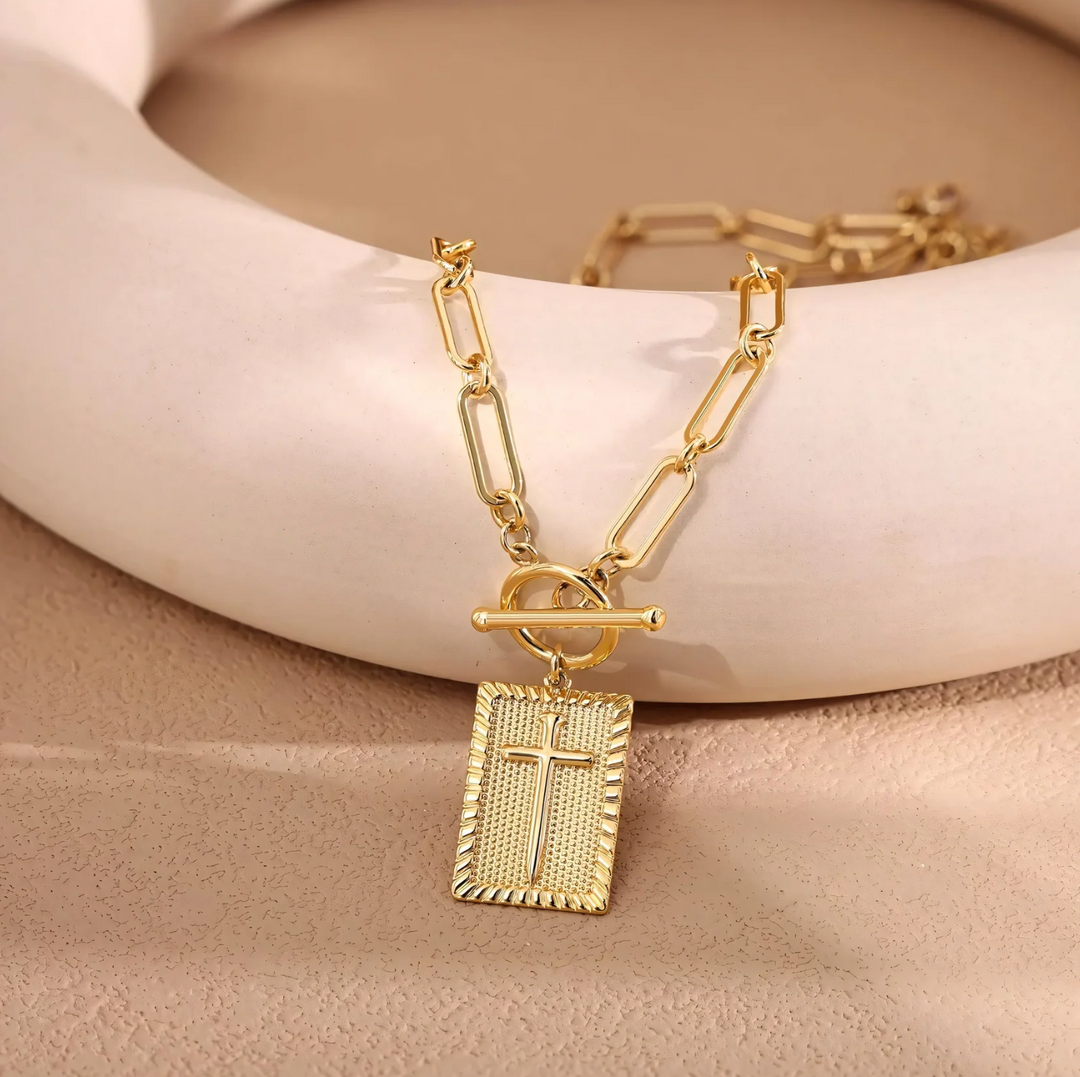 Unique Elegant Choker Necklace