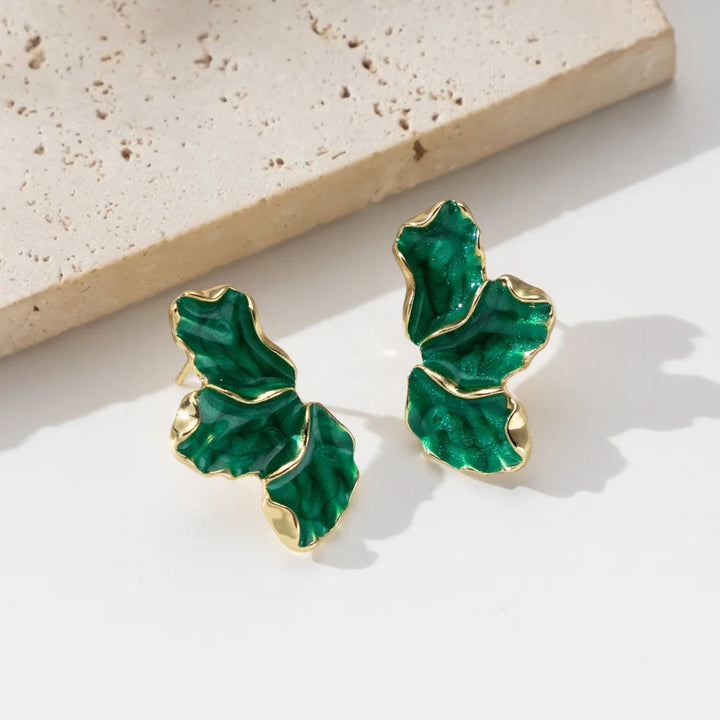 Eleganta emaljerade blomma studsörhängen