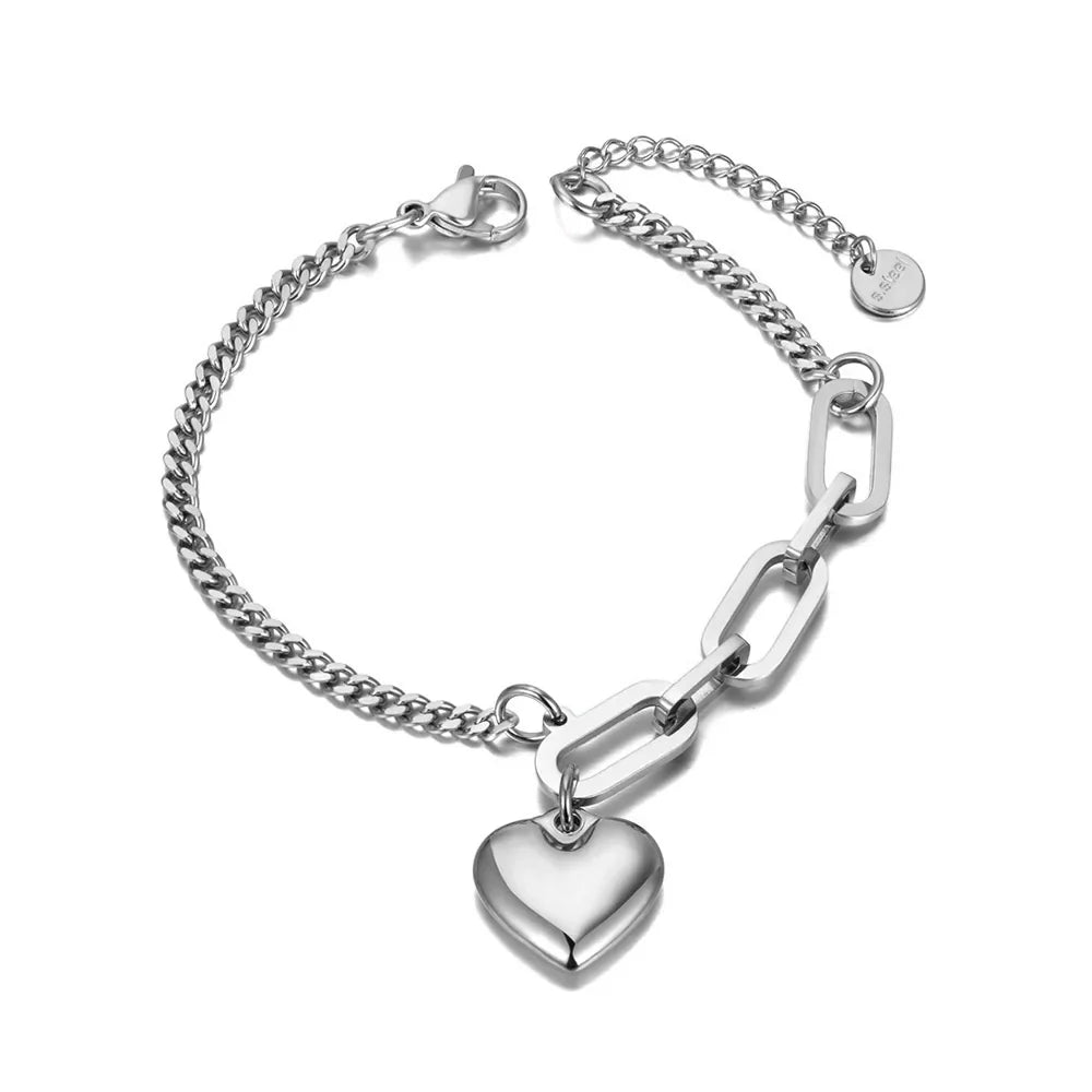 Chic Titanhjärt Charm Armband