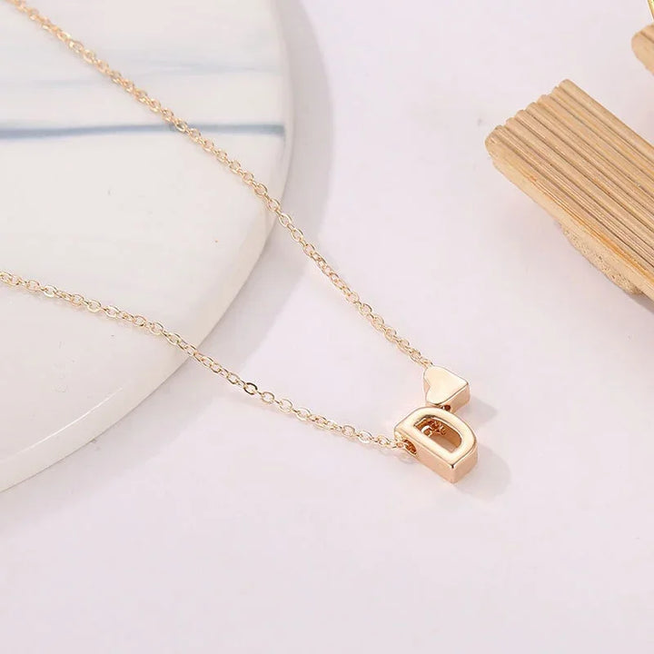 Elegant Guld Hjärta Initials Halsband
