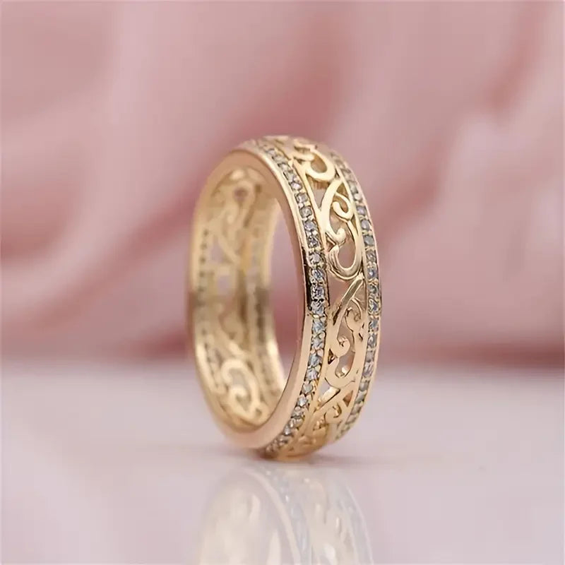 Eleganta Glänsande Guld Ring med Hål