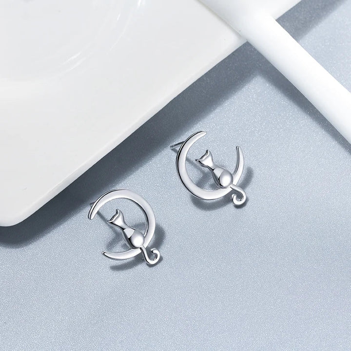 Måne & Katt Sterling Silver Cat Stud Earrings