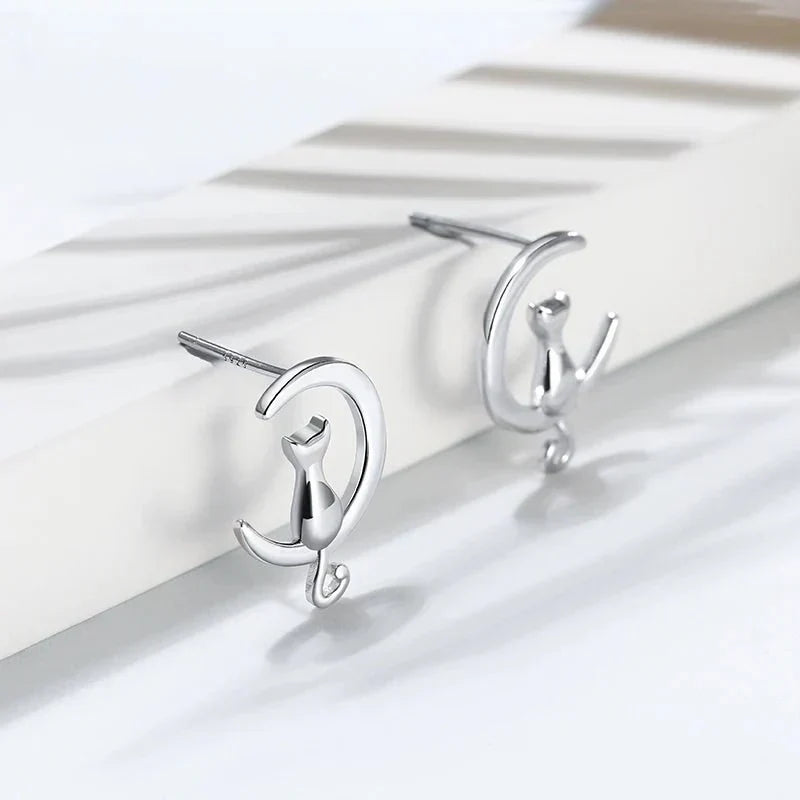 Måne & Katt Sterling Silver Cat Stud Earrings
