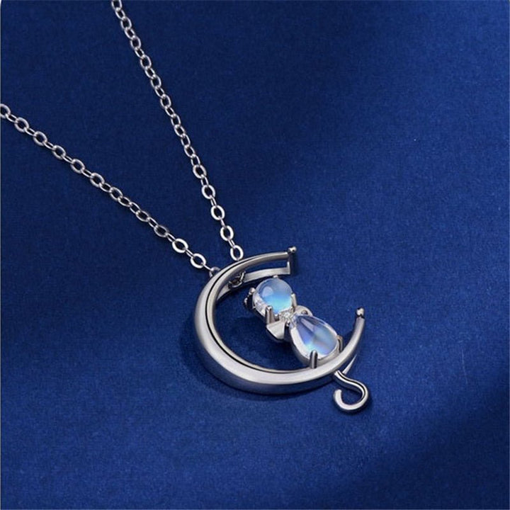 Halvmåne och katt halsband med månsten