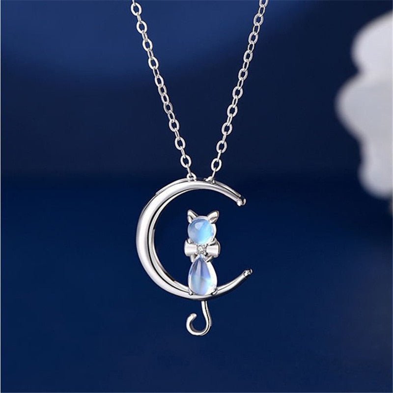 Halvmåne och katt halsband med månsten